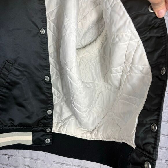 Vintage Starter Los Angeles Kings Varsity Jacket Satin Quilted Size Small - Picture 10 of 11